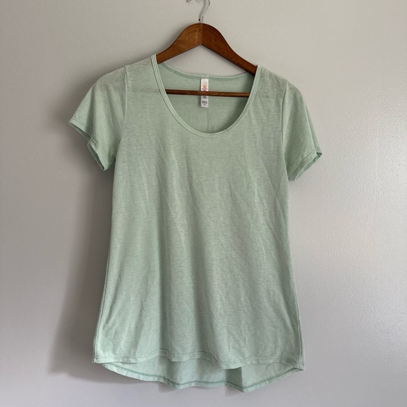 LuLaRoe Mint Green Short Sleeve Top Small - Picture 1 of 1